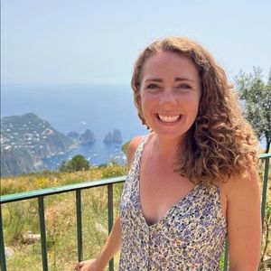 Meet your Posher, Caroline